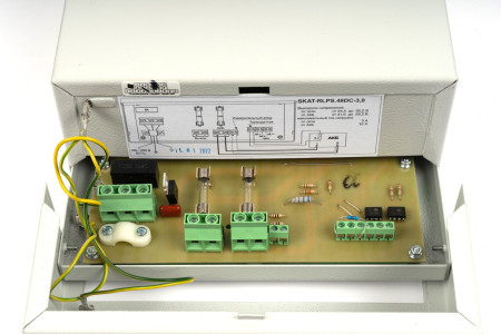 SKAT-RLPS.48DC-3.0 (СКАТ ИРП-48/3) источник питания, 48В, 3А и до 10А с АКБ 4х17-250Ач