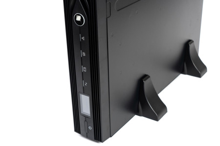 SKAT-UPS 1500 RACK+3x9Ah ИБП 900 Вт, On-Line, синус, встроенные АКБ 3 шт.x 9Ah